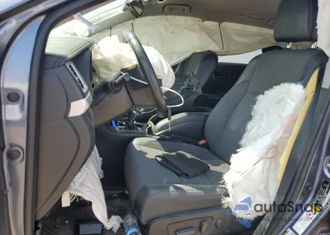 2018 Toyota Highlander Le из США, поврежденный, VIN 5TDBZRFH0JS814535